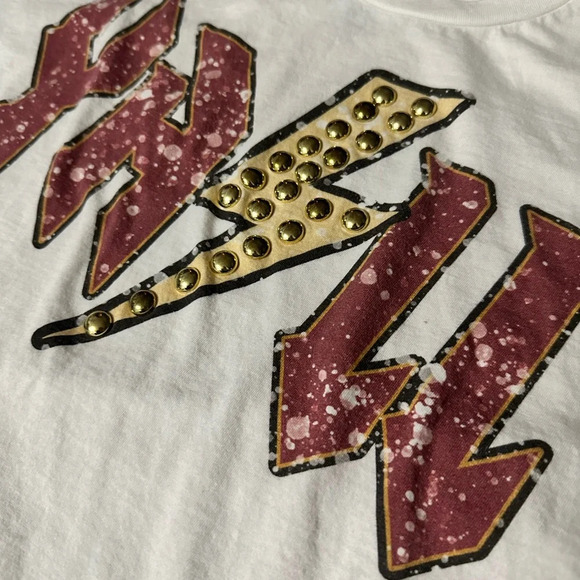 Cropped YALL Graphic Tee, Large - Picture 6 of 6